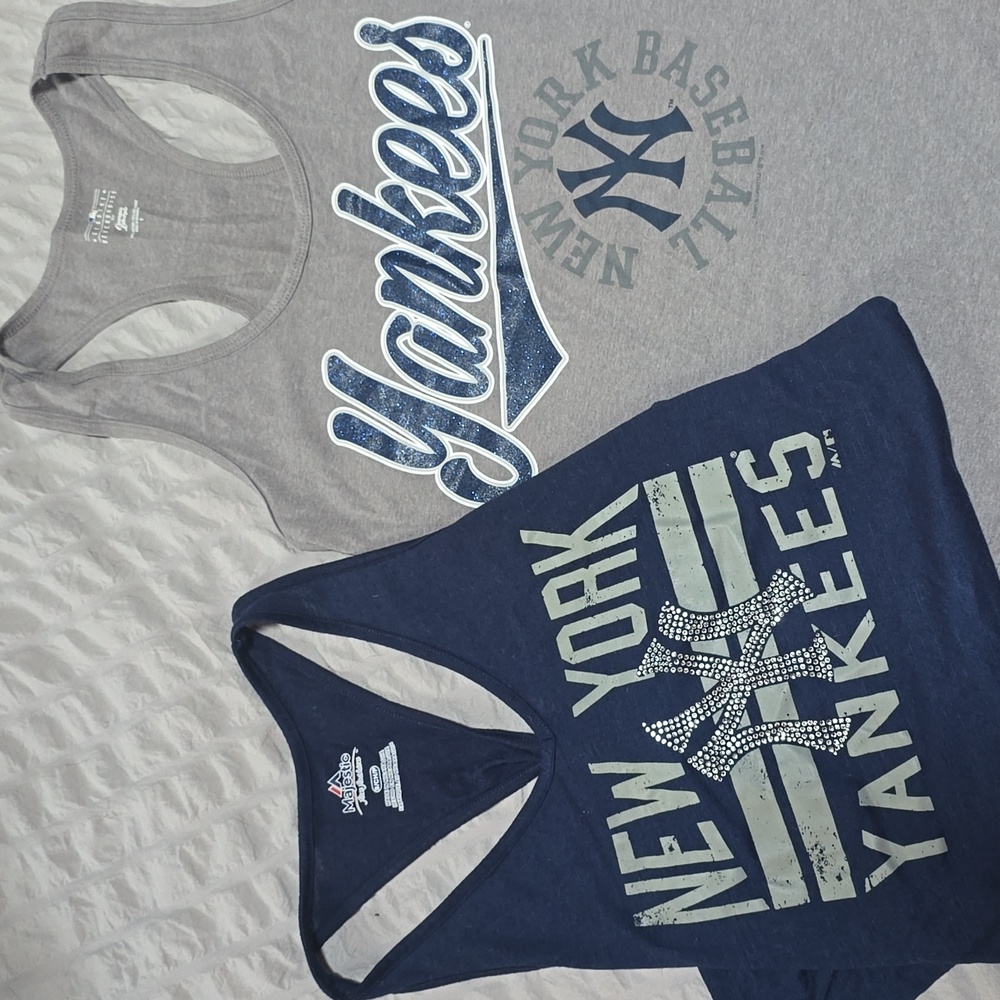 NY Yankees women's tanks bundle